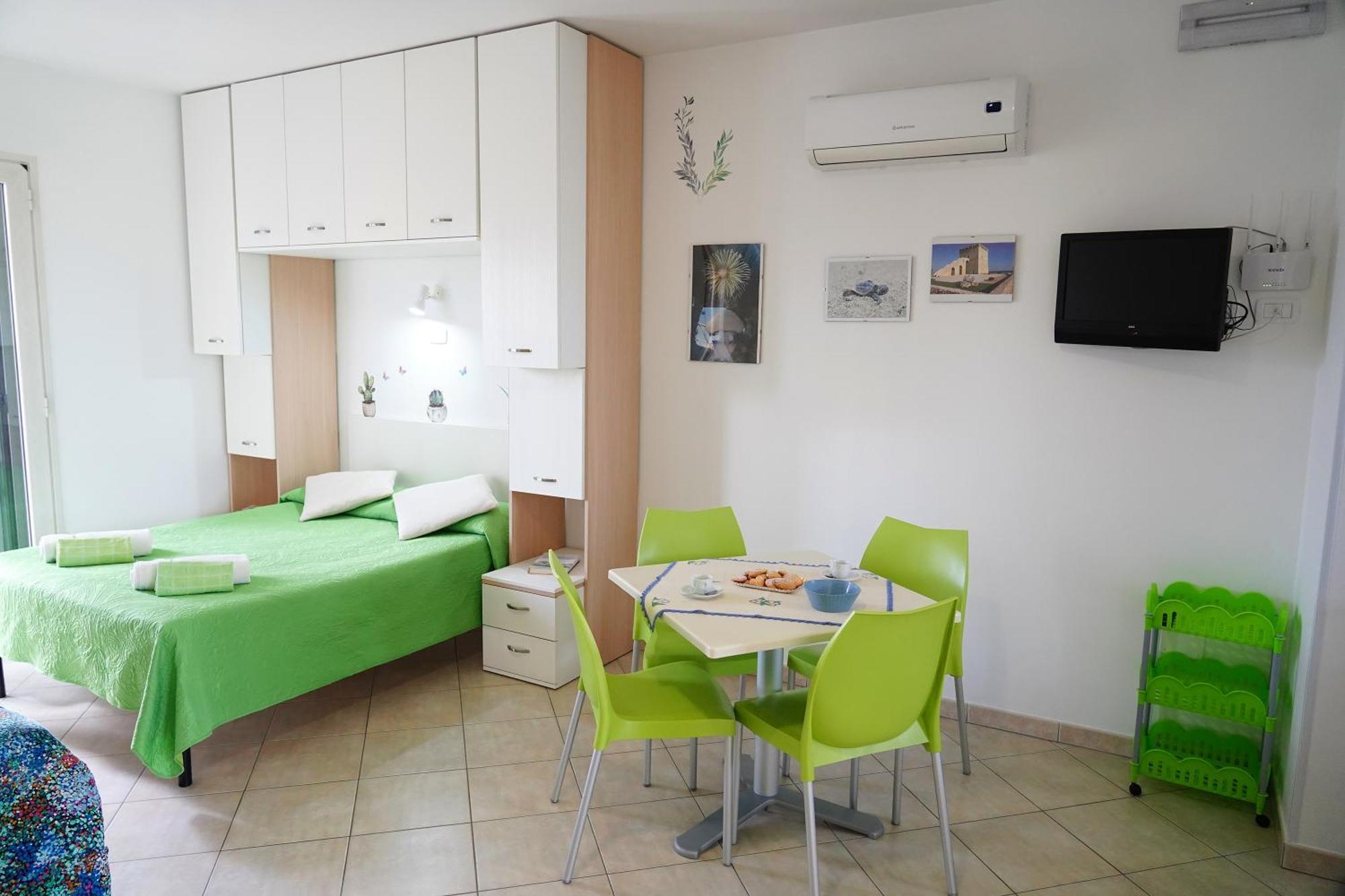 Dolly Monolocali Apartment Porto Cesareo Exterior photo